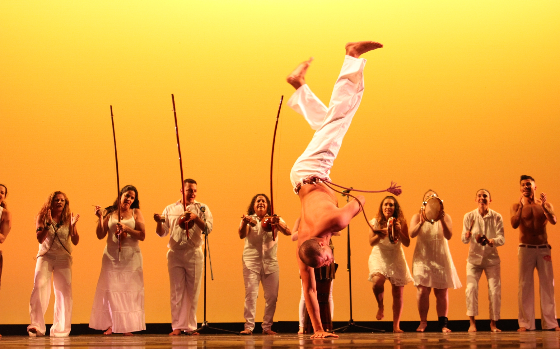 CAPOEIRA MUSIC LYRICS - ABADÁ-CAPOEIRA MARIN