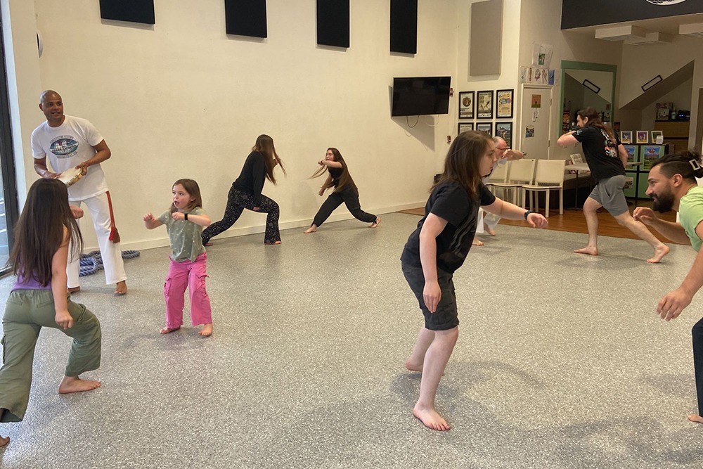 Free Wednesday Capoeira Class For Beginners Abadá Capoeira Marin